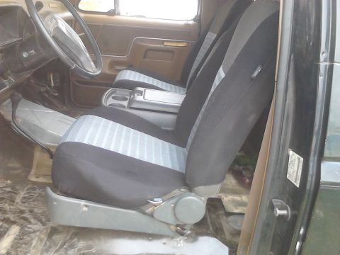 1990 Ford Bronco - found some seats in better condition and put seat covers on them(driver side)