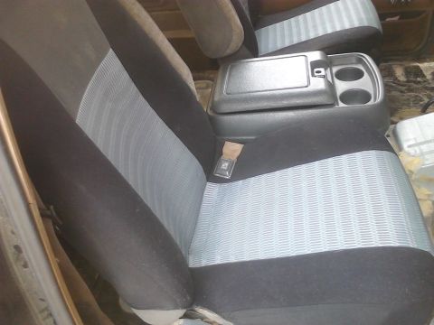 1990 Ford Bronco - passenger side with seat covers
