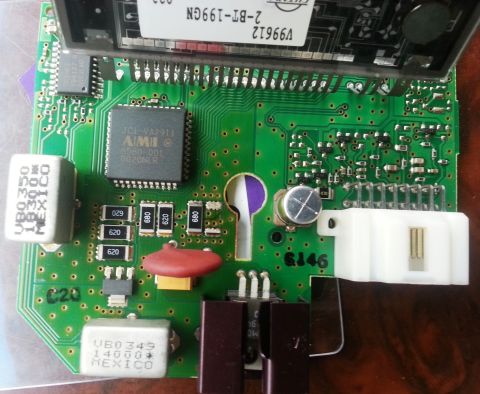 2001 Ford Excursion - Excursion overhead console broken resistors. One of the 680's fell off just from touching it. The one remaining is attached only at one end.