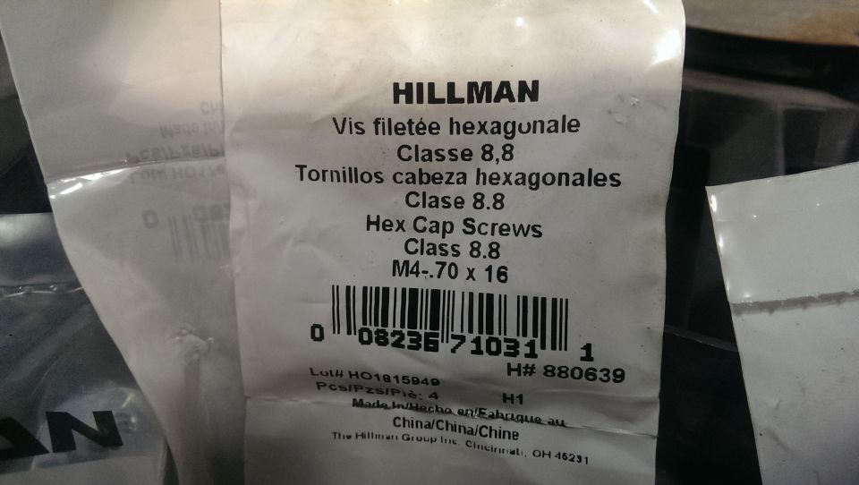 Hillman hex cap screws Class 8.8 M4 parts bag label with barcode and part number