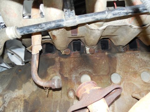1983 Ford Bronco - I hadn't noticed (or maybe I just didn't want to) how badly the manifolds were leaking before I took the truck apart, so I didn't bother wo…