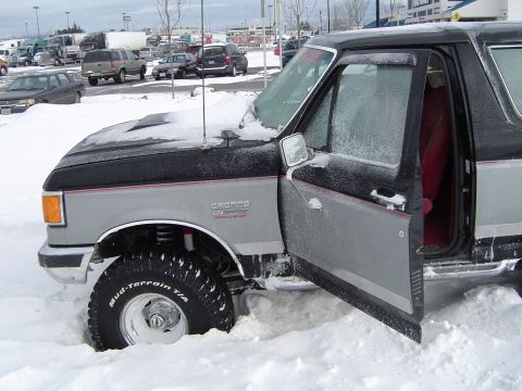 1989 Ford Bronco - Stuck again