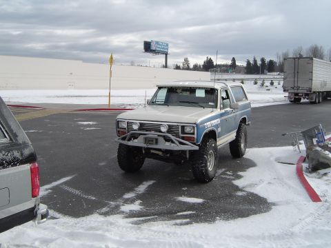 1989 Ford Bronco - Another pull