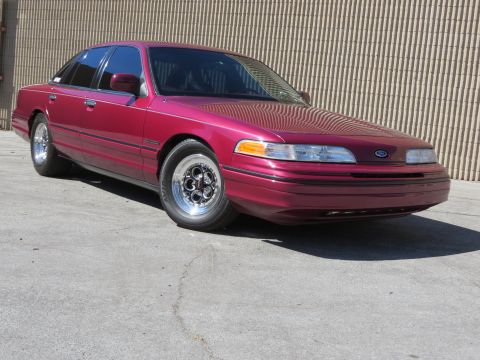 1992 Ford Crown Victoria - 1992 Ford Crown Victoria with aftermarket Weld Magnum III wheels.