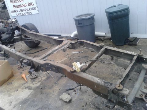 1996 Ford Bronco - Day 5: Got front and rear axle, steering, suspension and wiring harnesses pulled. Fuel tank, hitch and rear bumper removed. Most of the fra…