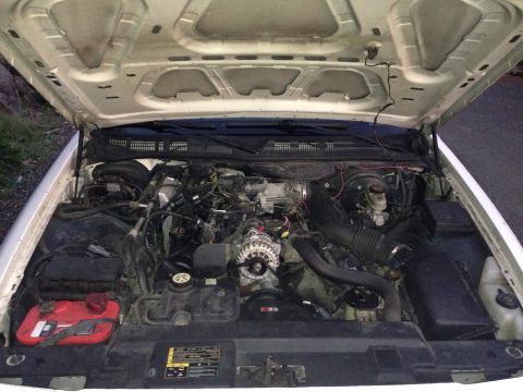 2003 Ford Crown Victoria photo