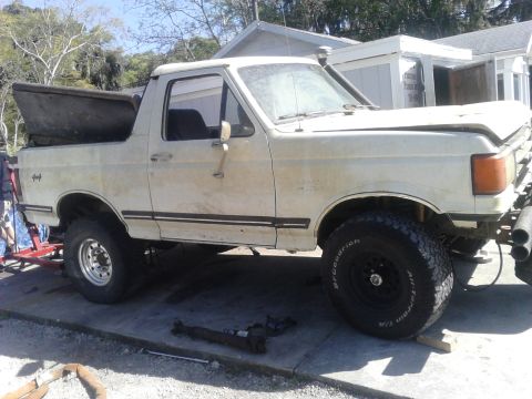 1988 Ford Bronco - DAY 1: I just finished scrapping my old 96 yesterday. I have parts laying EVERYWHERE and they need to be used ASAP. The rear axle was the b…