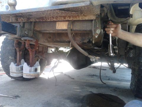 1988 Ford Bronco - DAY 1: I just finished scrapping my old 96 yesterday. I have parts laying EVERYWHERE and they need to be used ASAP. The rear axle was the b…