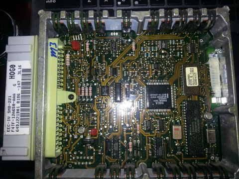 1994 Ford Bronco - This is an engine control unit (ECU), not a 1994 Ford Bronco.