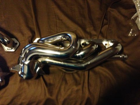 1992 Ford F-150 - Passenger side header. Talk about a tangle of pipes. Update: I have sent these back in favor of the ceramic ones as I could not accept inst…