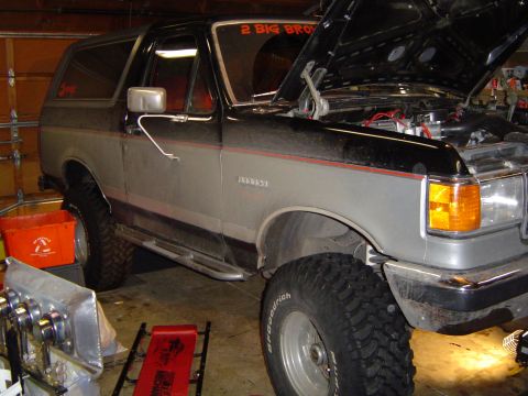 1989 Ford Bronco - sooo dirty