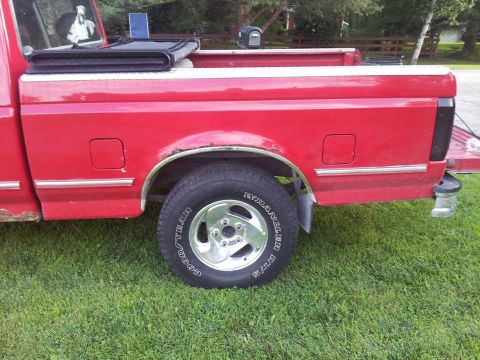 1995 Ford F-150 - smaked tails extang tri fecta cover and dodge wheels with 265 75 16 tires