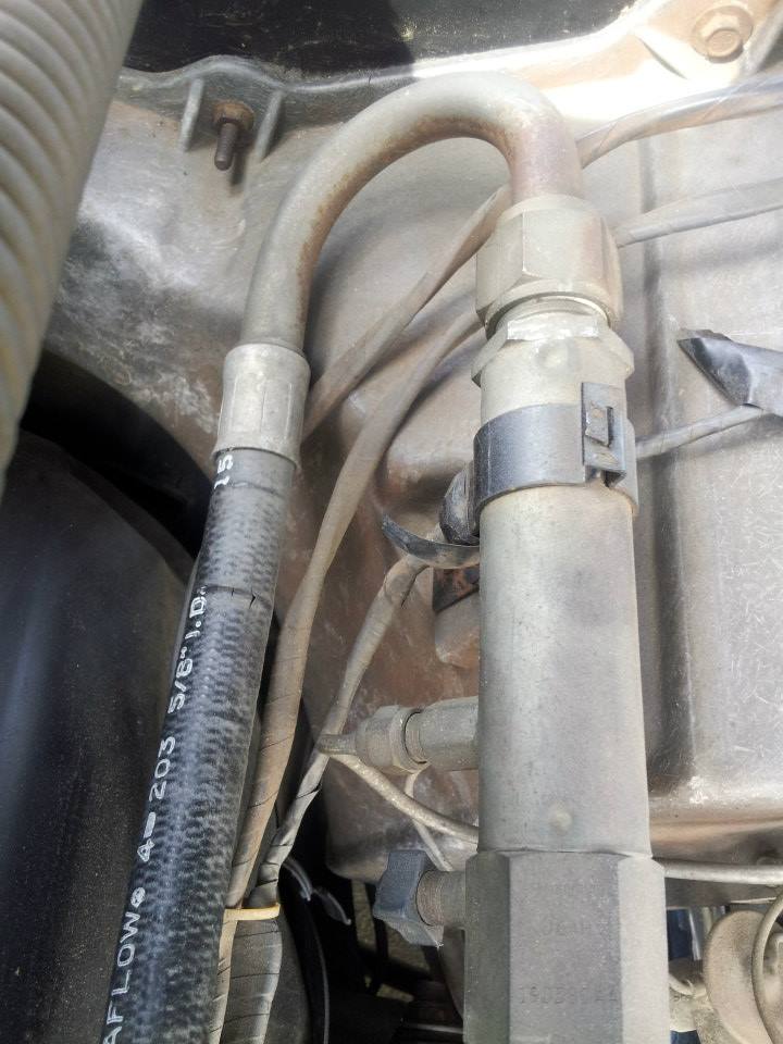 Engine bay air conditioning hose with 5/8" ID marking