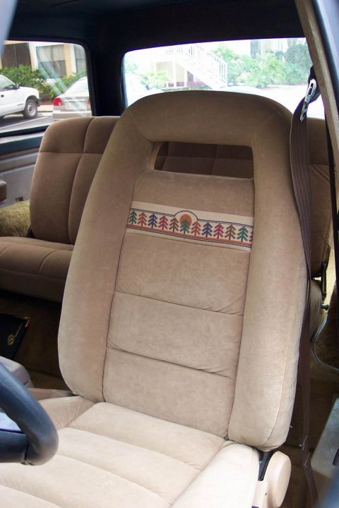 1986 Ford Bronco - 1987 Ford Bronco II EB seats with lumbar Just had to redrill the mounts and got smaller bolts for the front mount, these are bolted to the…