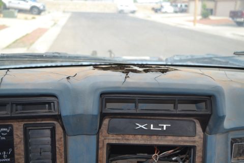 1981 Ford F-250 - Interior view of a 1981 Ford F-250, highlighting the damaged dashboard and XLT trim.