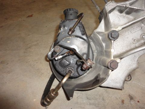 1995 Ford F-150 - 460cid Saginaw Pump/Bracket dirty 5