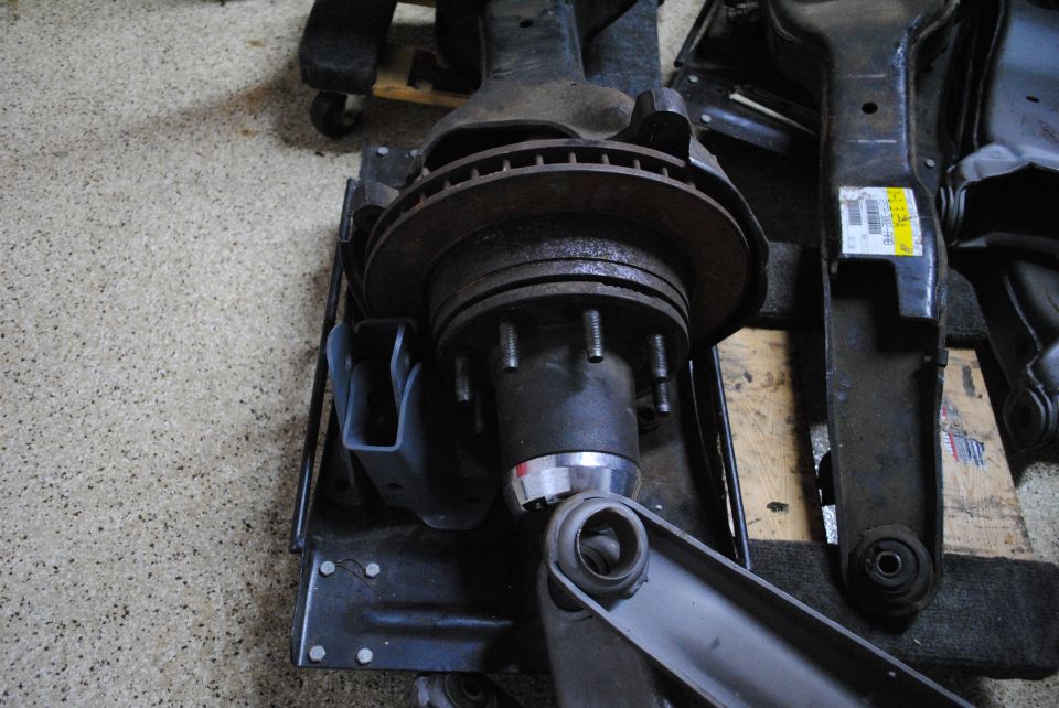 Dana 50 TTB front axle part with brake rotor and hub