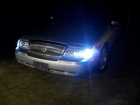2003 Mercury Grand Marquis photo