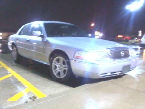 2003 Mercury Grand Marquis photo
