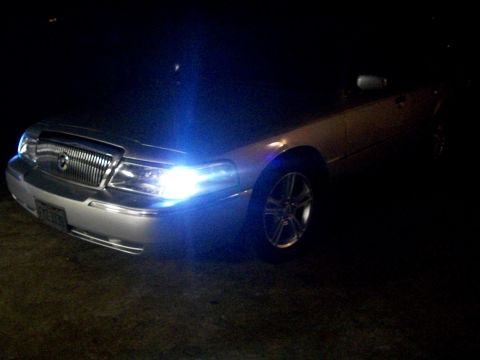 2003 Mercury Grand Marquis photo