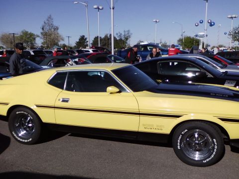 2012 Ford Mustang photo