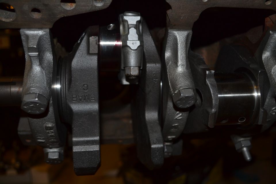 Crankshaft with visible part numbers