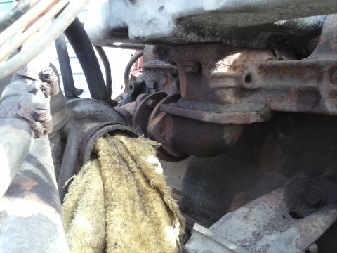 1986 Ford Bronco - The mounting of the turbo on the 300 six