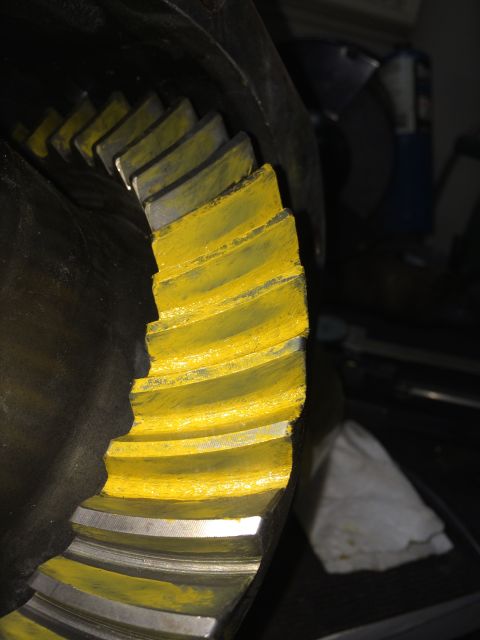 1996 Ford Bronco - This photo shows a close-up of a differential gear, not a 1996 Ford Bronco front end.