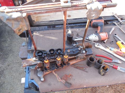 1983 Ford Bronco - These have never worked right, so I pulled the whole mess apart and rebuilt it. Turns out the main slides were VERY sticky, the horizontal…