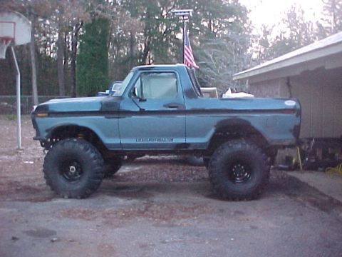 1979 Ford Bronco - This modified 1978 Ford Bronco features a significant lift and large off-road tires.