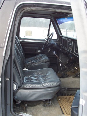 1978 Ford Bronco - This is the inside of my truck. The seats are supposedly power leather seats out of a 1989 LeBaron, but I have yet to find a pair like thes…