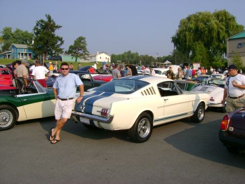 1965 Ford Mustang photo