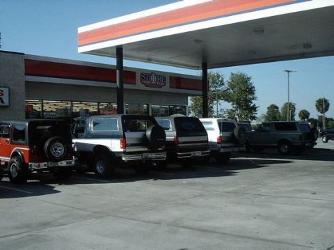1994 Ford Bronco - Broncos invade the Citgo!