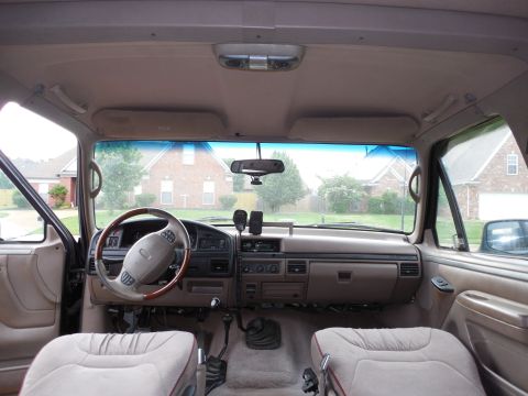1983 Ford Bronco - RV mirror is wired up; radio & CB are working; carpet & trim are done; hands-free mic is above the mirror; phone caddy works great; so do t…