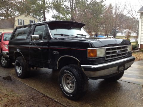 1988 Ford Bronco - Shawn's first truck 88 Bronco. Day 1