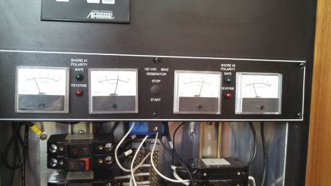 1993 Carver 346 Aft Cabin