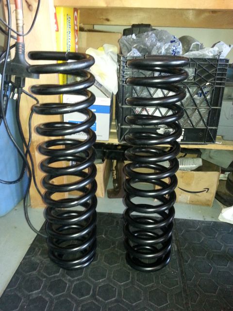 1992 Ford Bronco - custom Deaver coil springs with a TTB style pig tail mount on the bottom. These are 22 inches uncompressed and come in at a spring rate of…
