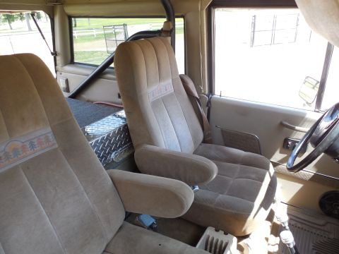 1975 Ford Bronco - The diamond-plate water tank & pump are coming out, but the platform can stay with the truck, or be trashed.