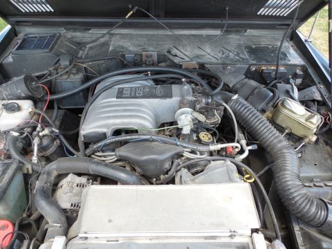 1975 Ford Bronco - The alternator is a 130A 3G.