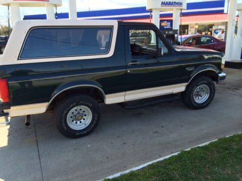 1992 Ford Bronco photo