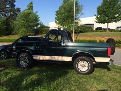 1992 Ford Bronco photo