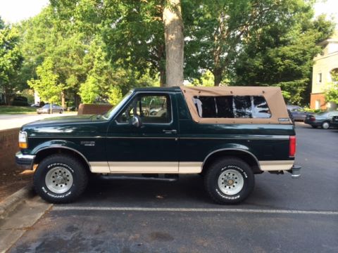 1992 Ford Bronco photo