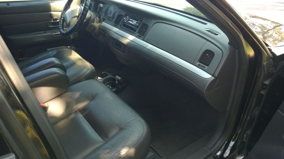 2003 Ford Crown Victoria “Her Majesty”