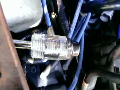 1988 Ford Bronco - Good spark at #1 terminal of distributor cap