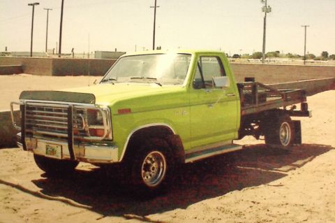 1981 Ford F-250 photo