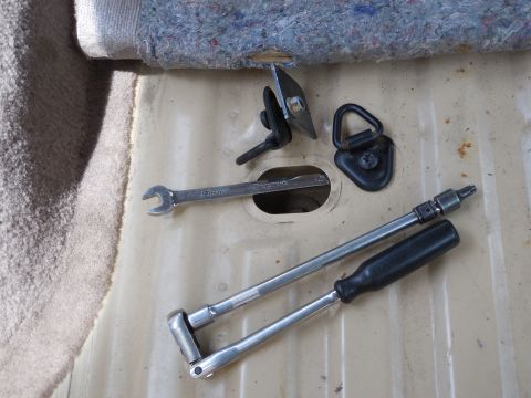 1983 Ford Bronco - These should be substantially stronger, but I don't plan to haul much heavy stuff back here anyway. I positioned them so one edge is roughl…