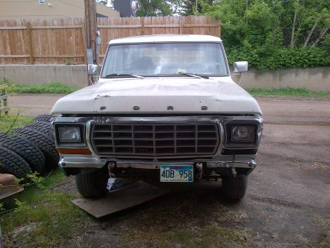 1978 Ford Bronco - This Ford truck has a grille that suggests it's from the late 1970s, possibly a 1978 model.