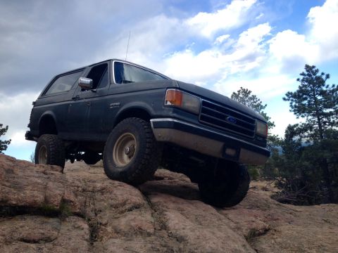 1990 Ford Bronco photo