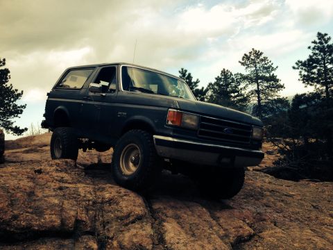 1990 Ford Bronco photo