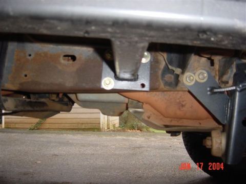 1995 Ford Bronco - Passenger side front mount